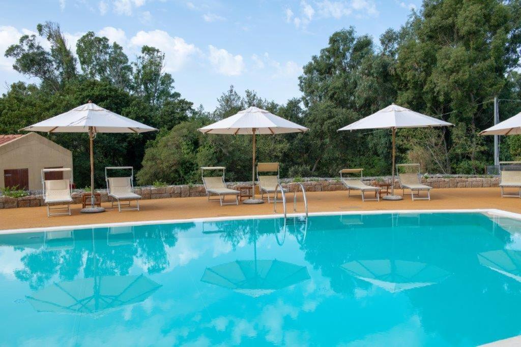 S'Ena Hotel Arbus Exterior foto